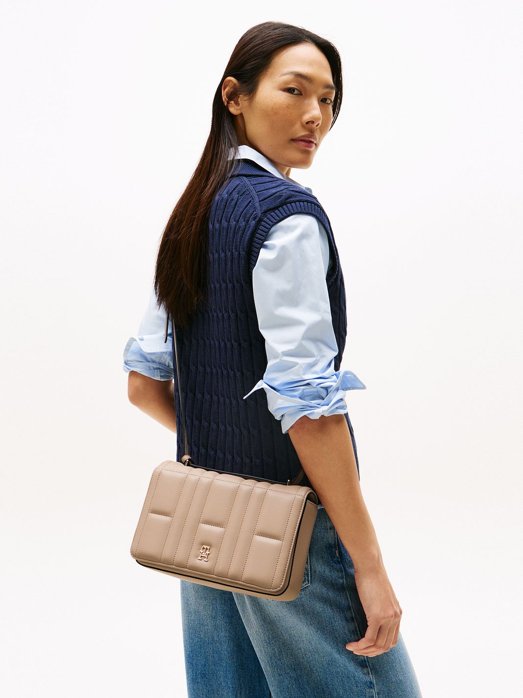 Tommy Hilfiger TH Feminine Borsa a tracolla 26 cm Tommy Hilfiger TH Feminine Borsa a tracolla 26 cm