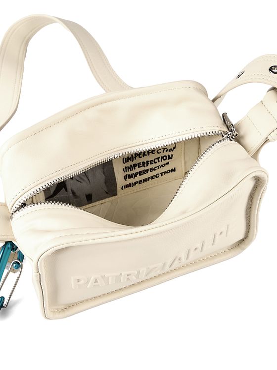 Patrizia Pepe (Im)Perfection Skuldertaske Læder 20 cm Patrizia Pepe (Im)Perfection Skuldertaske Læder 20 cm