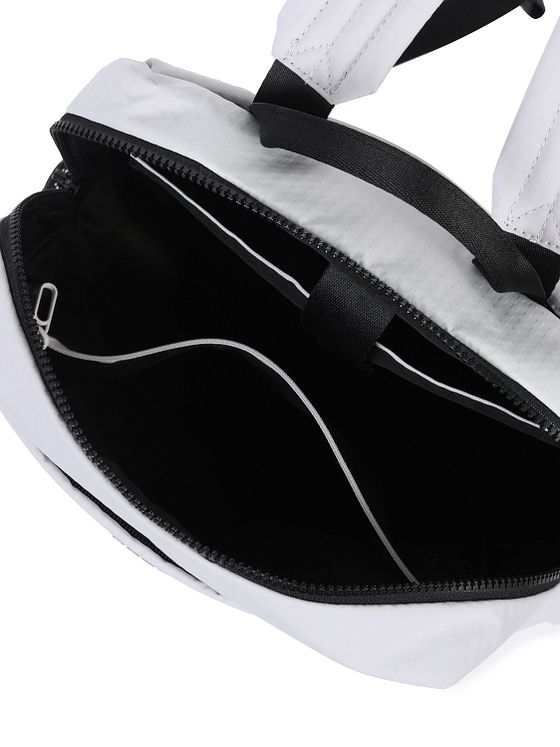 Hedgren String Batoh M 38 cm Kapsa na notebook