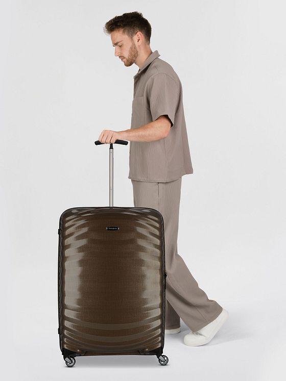 Samsonite Lite Shock Spinner 4-hjuls trolley 81 cm Samsonite Lite Shock Spinner 4-hjuls trolley 81 cm