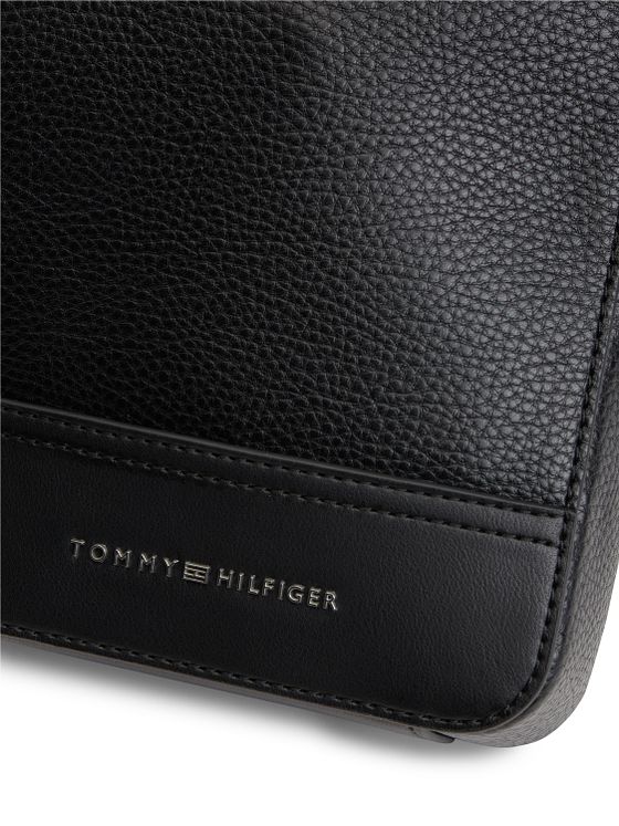 Tommy Hilfiger TH Central Mini-olkalaukku 15 cm
