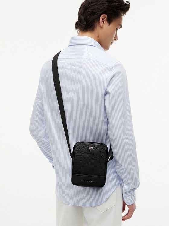 Tommy Hilfiger TH Central Mini-olkalaukku 15 cm
