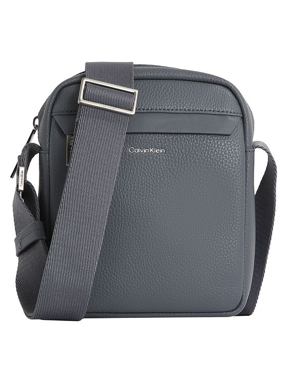Calvin Klein CK Mixmedia Mini Bag skuldertaske 16.5 cm Calvin Klein CK Mixmedia Mini Bag skuldertaske 16.5 cm