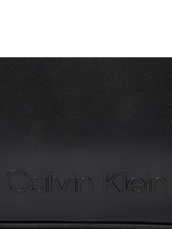 Calvin Klein Embossed Skuldertaske 22.5 cm