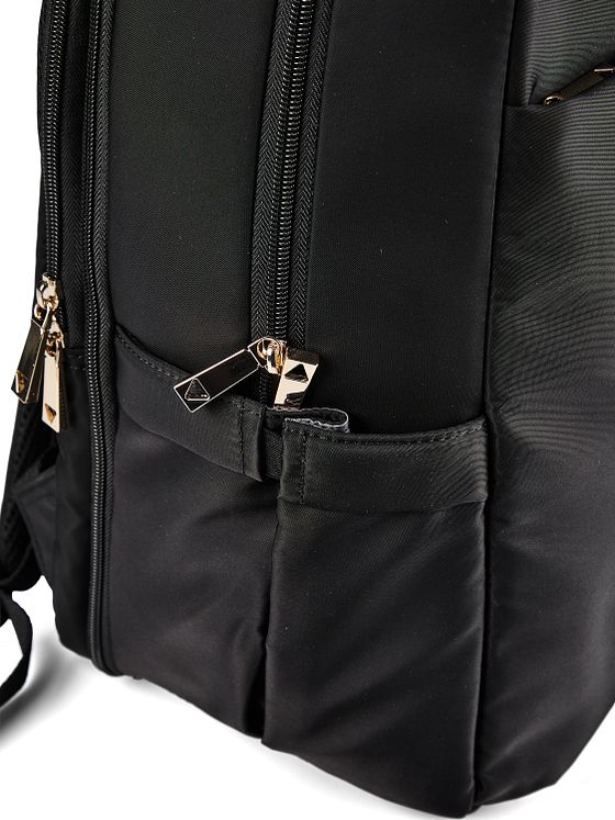 Guess Follie Daypack 43 cm Laptoprum Guess Follie Daypack 43 cm Laptoprum