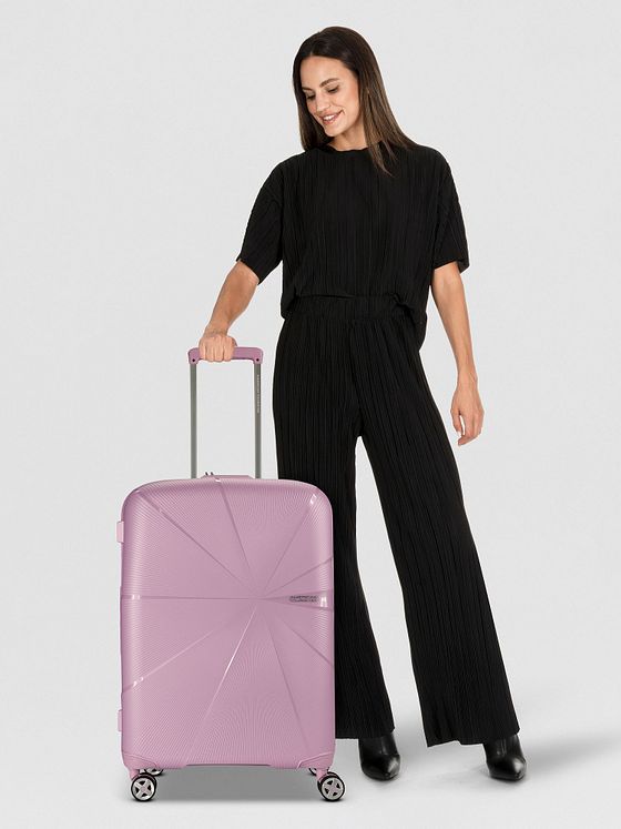 American Tourister Starvibe 4 hjul Trolley 67 cm med strækfold American Tourister Starvibe 4 hjul Trolley 67 cm med strækfold