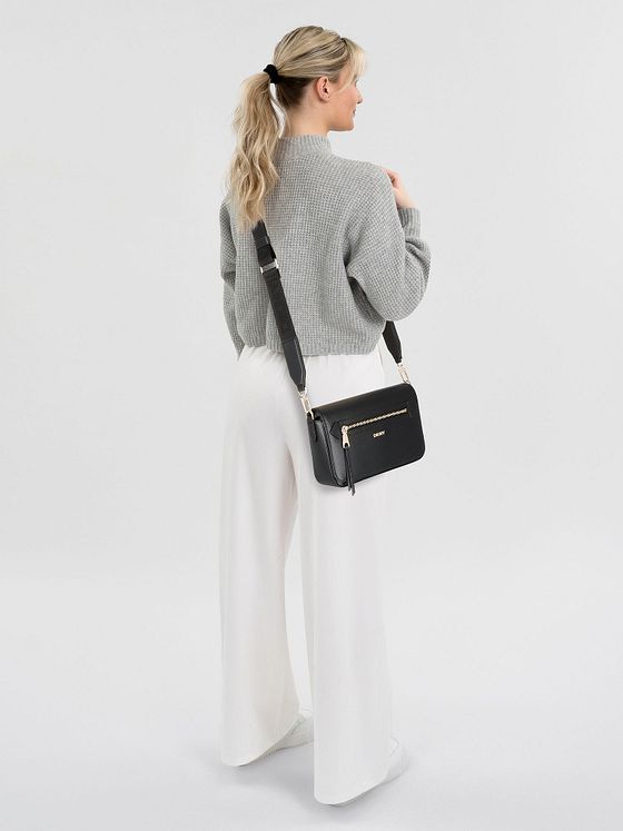 DKNY Bryant Ave Skuldertaske Læder 22 cm DKNY Bryant Ave Skuldertaske Læder 22 cm