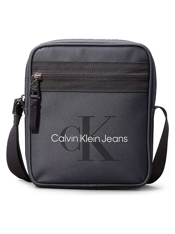 Calvin Klein Jeans Sport Essentials Skuldertaske 21 cm Calvin Klein Jeans Sport Essentials Skuldertaske 21 cm