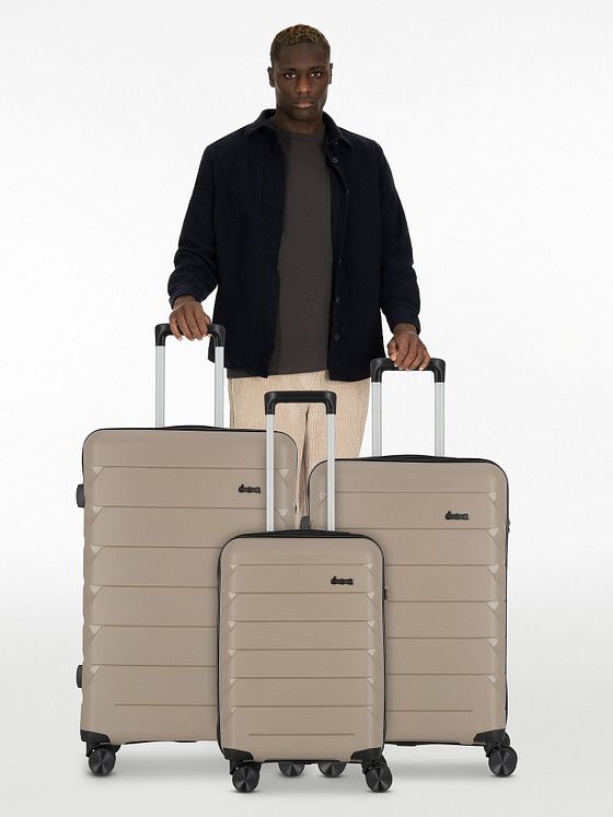 d & n Travel Line 4100 4 hjul Kuffert 3-delt d & n Travel Line 4100 4 hjul Kuffert 3-delt