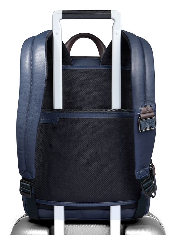 Piquadro Harper Daypack Læder 38 cm Laptoprum Piquadro Harper Daypack Læder 38 cm Laptoprum