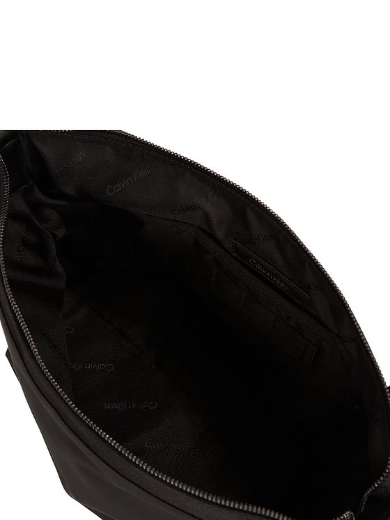 Calvin Klein CK Est. Skuldertaske 30.5 cm