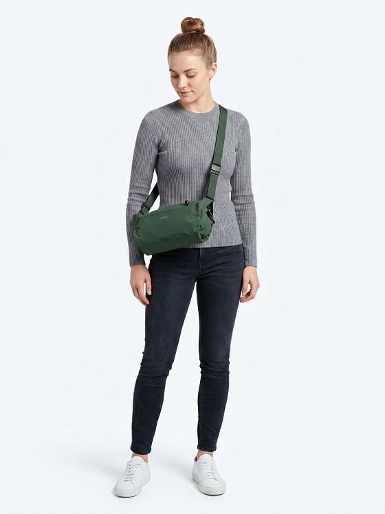 Bellroy Lite Crossbody taske 28 cm Bellroy Lite Crossbody taske 28 cm
