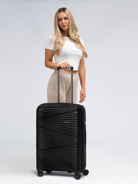 Pactastic Collection 02 THE MEDIUM 4 hjul Trolley 67 cm Pactastic Collection 02 THE MEDIUM 4 hjul Trolley 67 cm