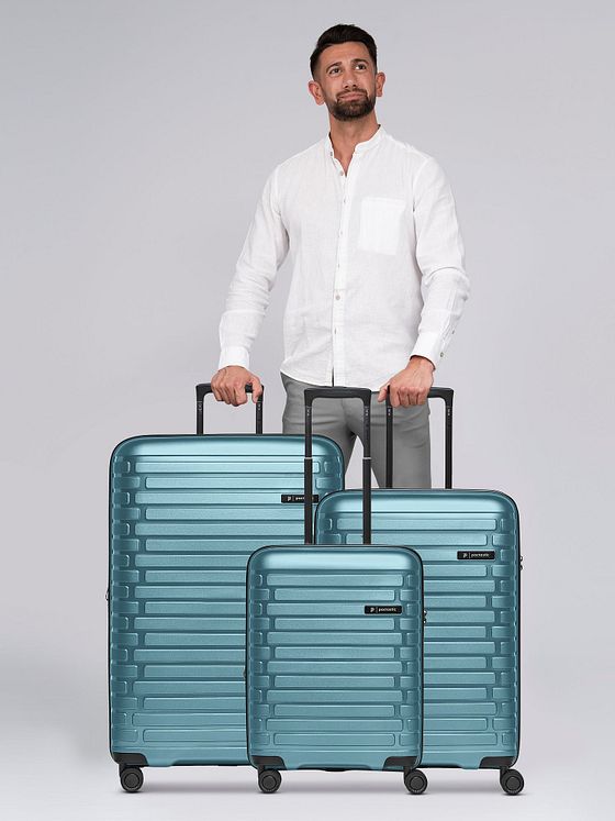 Pactastic Collection 04 THE THREE SET + 4 hjul Kuffert 3-delt med strækfold Pactastic Collection 04 THE THREE SET + 4 hjul Kuffert 3-delt med strækfold