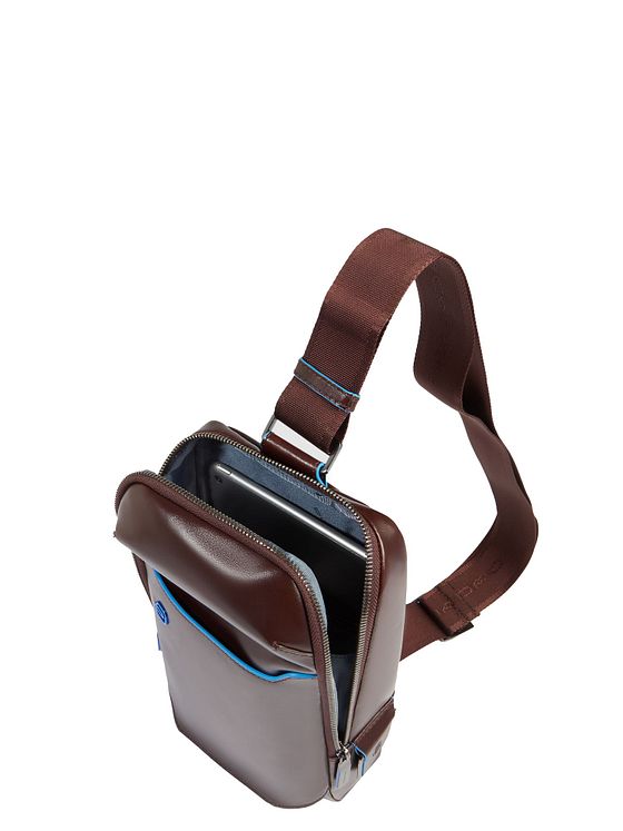 Piquadro Blå firkantet skuldertaske i læder 28 cm Piquadro Blå firkantet skuldertaske i læder 28 cm