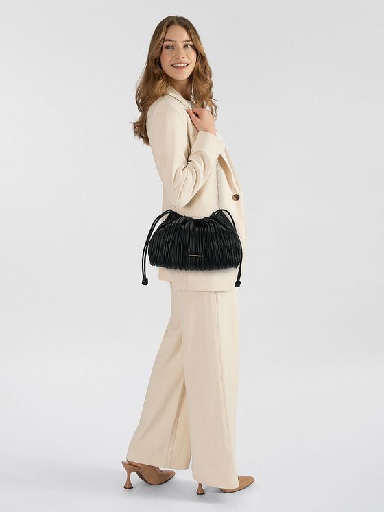 Calvin Klein Drawstring Skuldertaske 27 cm Calvin Klein Drawstring Skuldertaske 27 cm