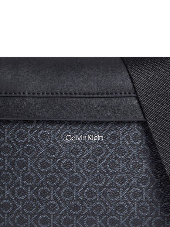 Calvin Klein CK Must Skuldertaske 20.5 cm Calvin Klein CK Must Skuldertaske 20.5 cm