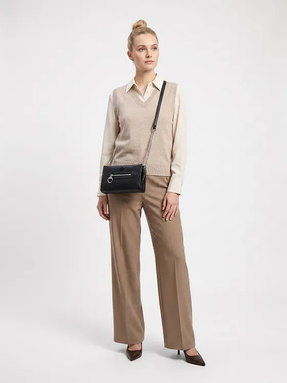 Lacoste Celys Crossbody-laukku 20 cm Lacoste Celys Crossbody-laukku 20 cm
