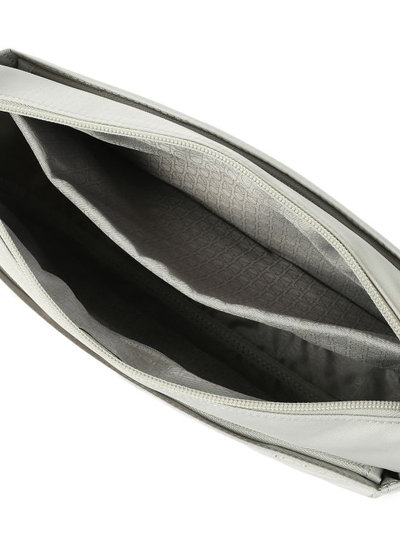 Hedgren Inner City Skuldertaske RFID-beskyttelse 27.5 cm