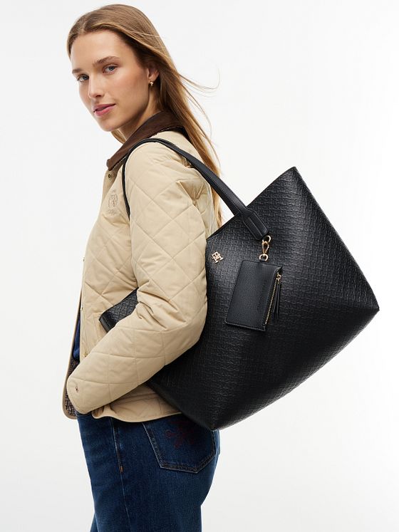 Tommy Hilfiger TH Icon Olkalaukku 37.5 cm Tommy Hilfiger TH Icon Olkalaukku 37.5 cm