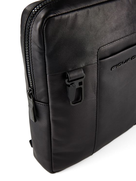 Piquadro Skuldertaske Læder 27 cm