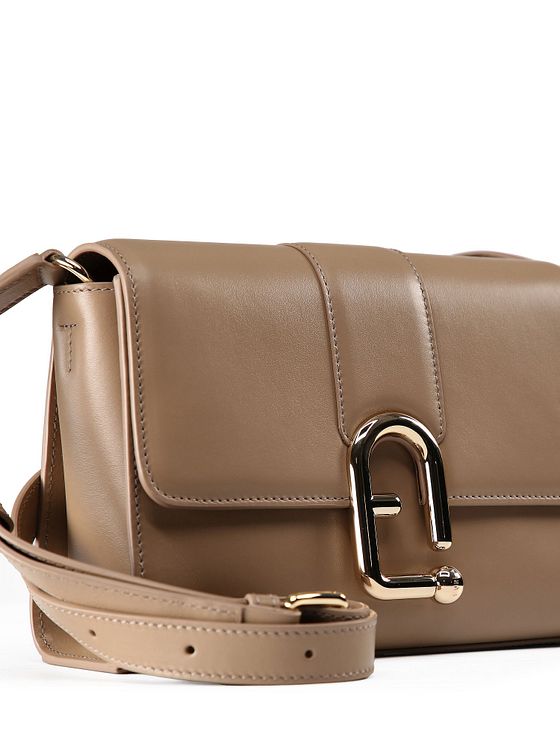 Furla Urban Skuldertaske S Læder 22.5 cm Furla Urban Skuldertaske S Læder 22.5 cm