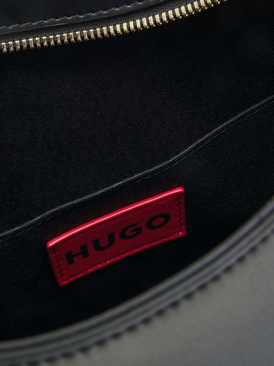 Hugo Yorih Olkalaukku Nahka 34 cm