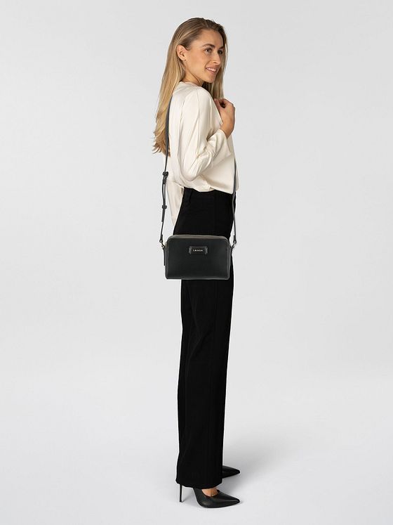 Lacoste LG Lacoste Casual Skuldertaske S Læder 20.5 cm