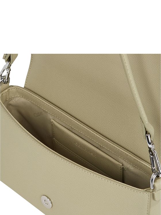 Calvin Klein CK Must Skuldertaske 27 cm
