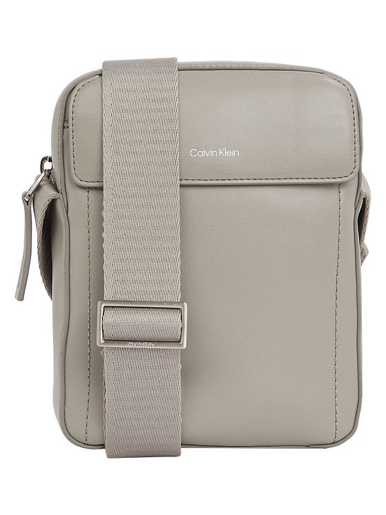 Calvin Klein CK Sleek Skuldertaske 16.5 cm Calvin Klein CK Sleek Skuldertaske 16.5 cm