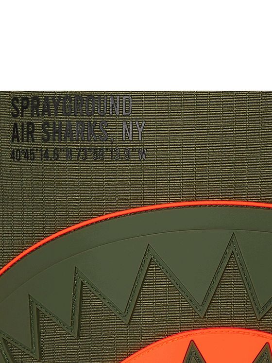 Sprayground Shark Central Army Daypack 45.5 cm Laptoprum Sprayground Shark Central Army Daypack 45.5 cm Laptoprum