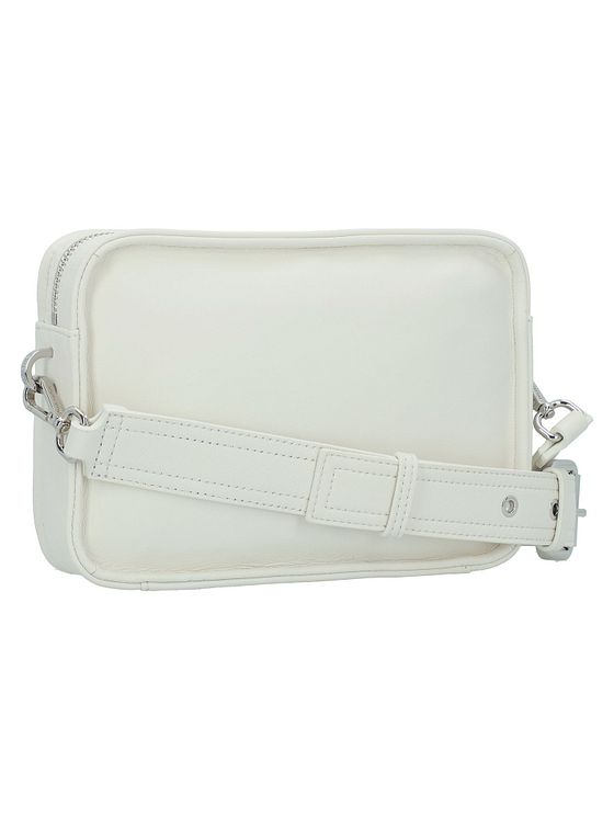 Patrizia Pepe (Im)Perfection Skuldertaske Læder 23 cm Patrizia Pepe (Im)Perfection Skuldertaske Læder 23 cm