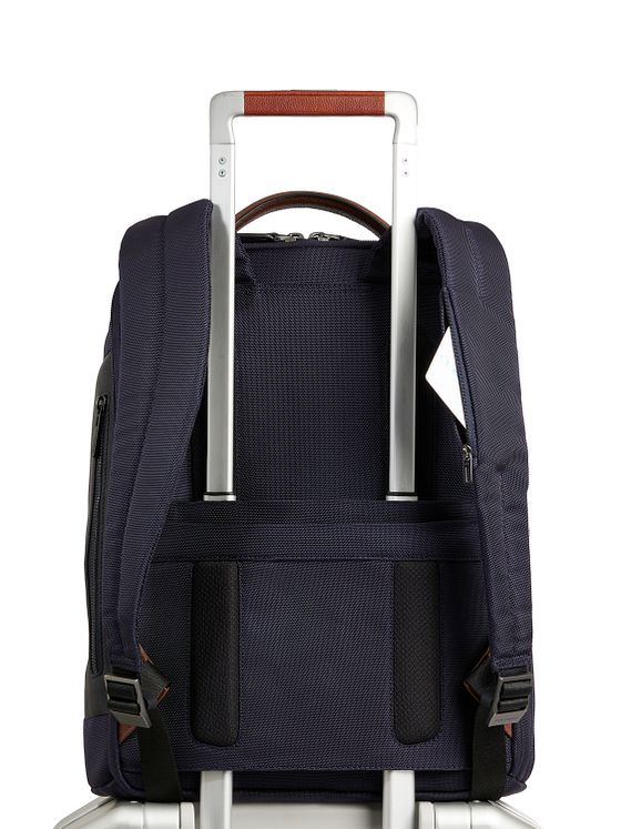 Piquadro Krátký batoh RFID 41 cm s přihrádkou na notebook