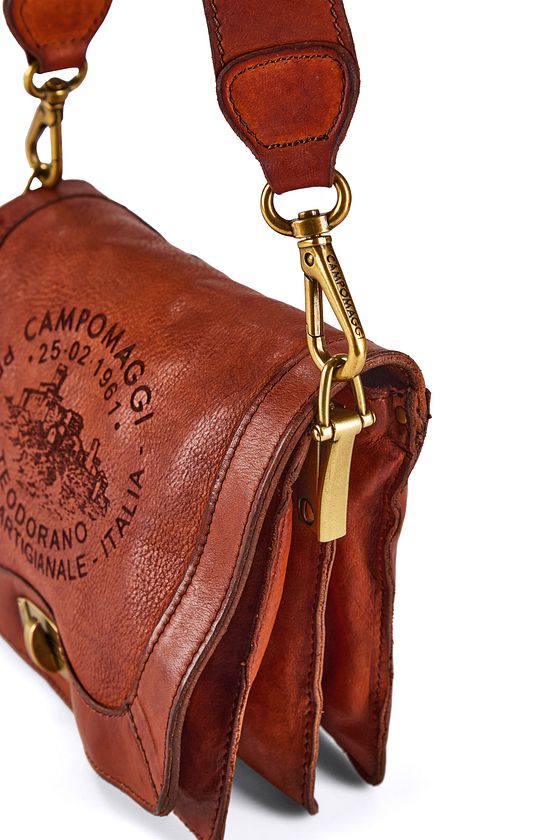 Campomaggi Perla Skuldertaske Læder 23 cm Campomaggi Perla Skuldertaske Læder 23 cm