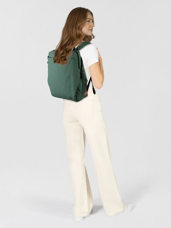 Hedgren String Batoh M 38 cm Kapsa na notebook