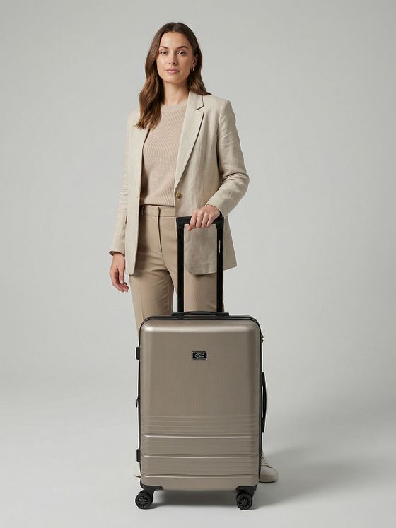 camel active Hanoi 4 ruedas Trolley M 65 cm Con asa expansible camel active Hanoi 4 ruedas Trolley M 65 cm Con asa expansible