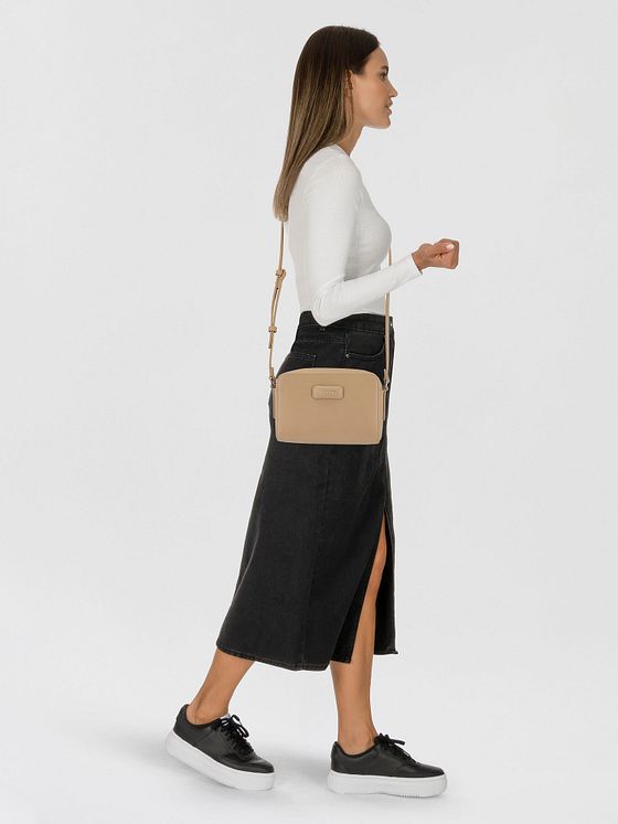 Lacoste LG Lacoste Casual Skuldertaske S Læder 20.5 cm