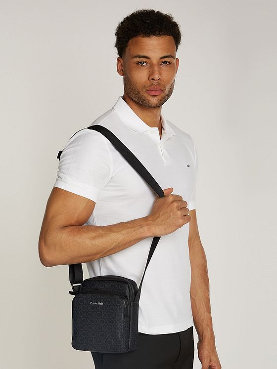 Calvin Klein CK Must Mini Bag skuldertaske 16 cm Calvin Klein CK Must Mini Bag skuldertaske 16 cm