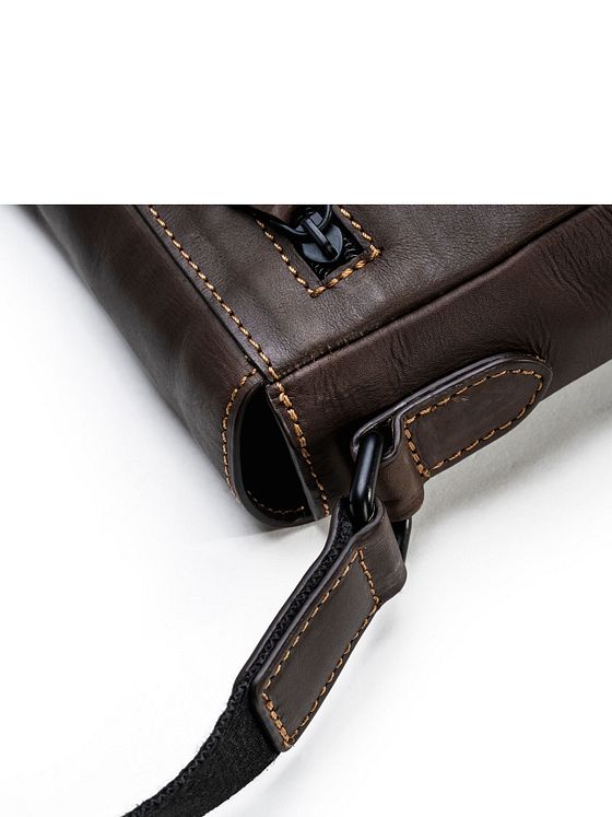 Farmhood Nashville M skuldertaske i læder 21 cm