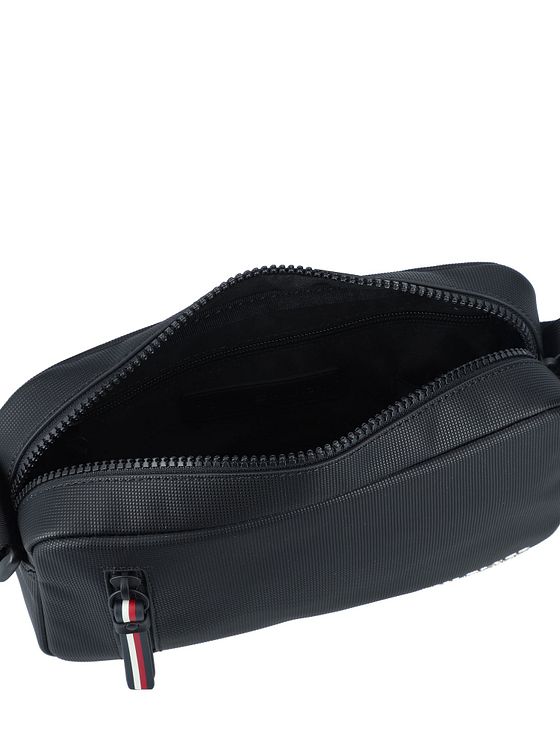 Tommy Hilfiger TH Pique Skuldertaske 23.5 cm Tommy Hilfiger TH Pique Skuldertaske 23.5 cm