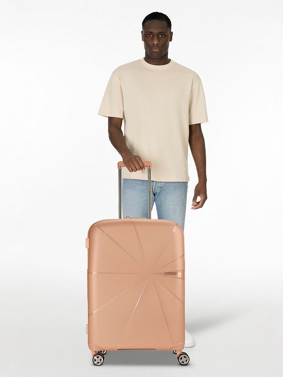 American Tourister Starvibe 4 hjul Trolley 67 cm med strækfold American Tourister Starvibe 4 hjul Trolley 67 cm med strækfold