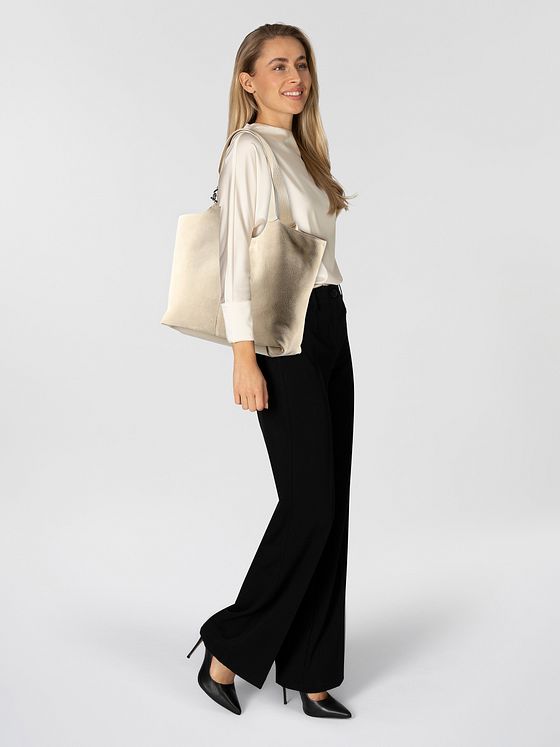 Coccinelle C-Easy Skuldertaske Læder 36 cm Coccinelle C-Easy Skuldertaske Læder 36 cm