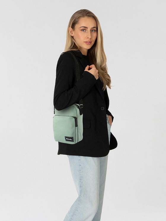 Bench Hydro-skuldertaske 15 cm Bench Hydro-skuldertaske 15 cm