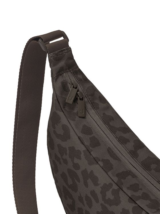 Johnny Urban Ally Crossbody taske M 33 cm Johnny Urban Ally Crossbody taske M 33 cm
