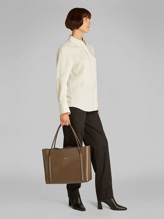 Calvin Klein CK Essential Shopper-taske 43 cm Calvin Klein CK Essential Shopper-taske 43 cm