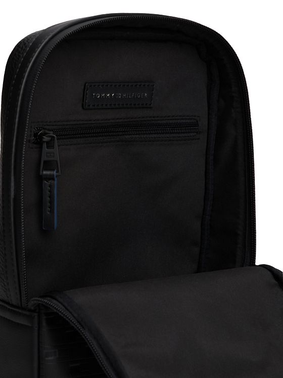 Tommy Hilfiger TH Modern Monogram Skuldertaske 20 cm