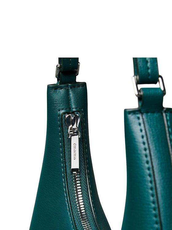 Calvin Klein Foil Skuldertaske 29 cm