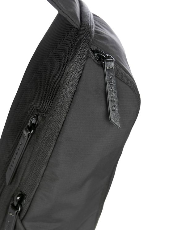 bugatti Afslappet slyngetaske 30 cm