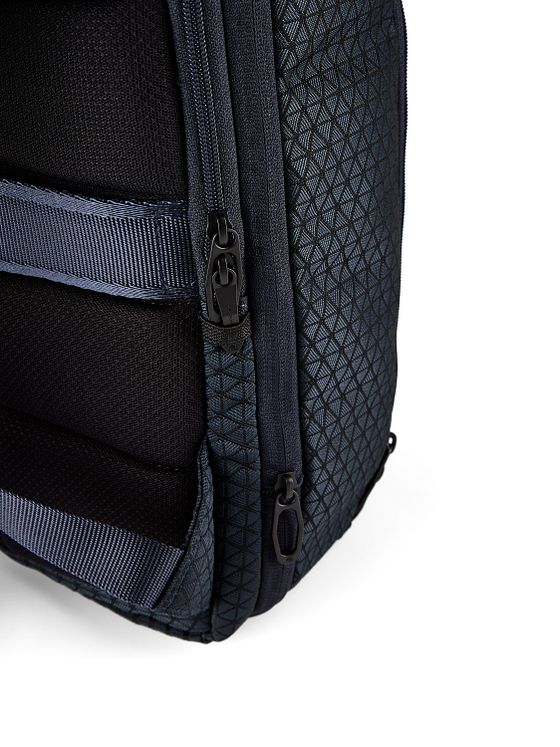 Piquadro Hex-rejserygsæk 41 cm med rum til bærbar computer