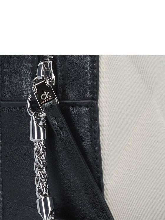 Calvin Klein Quilt Skuldertaske 23 cm Calvin Klein Quilt Skuldertaske 23 cm